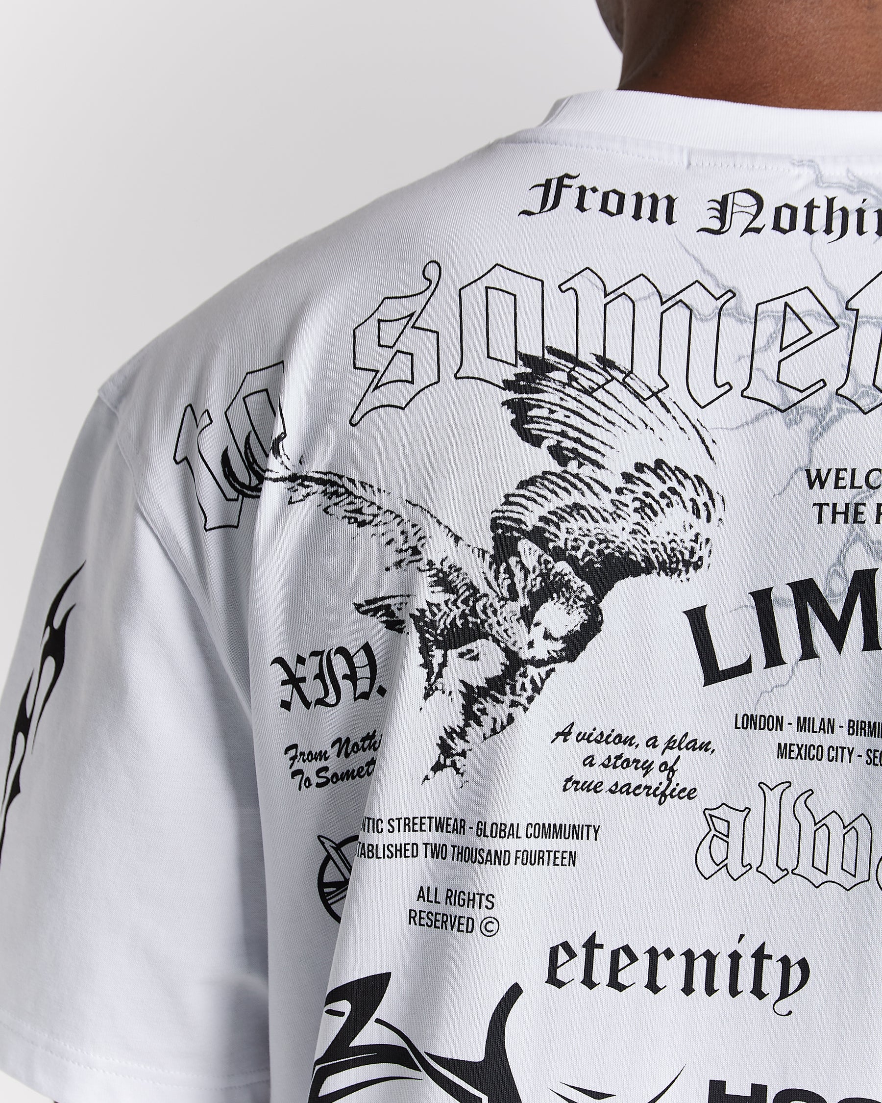 Dark Oversized T-Shirt - White/Black