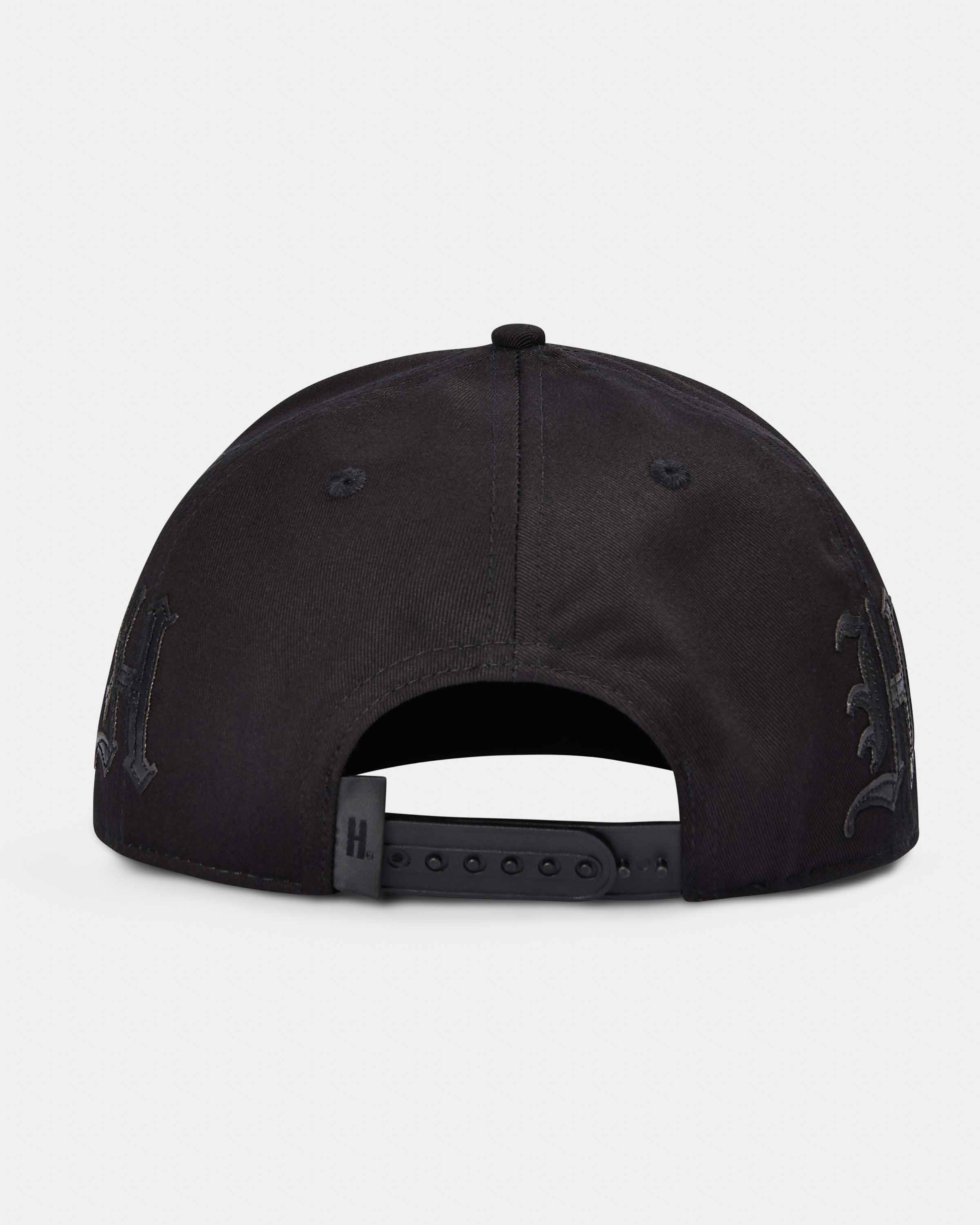 Displays the Black 'Hoodrich' branded Inkline Snapback Cap