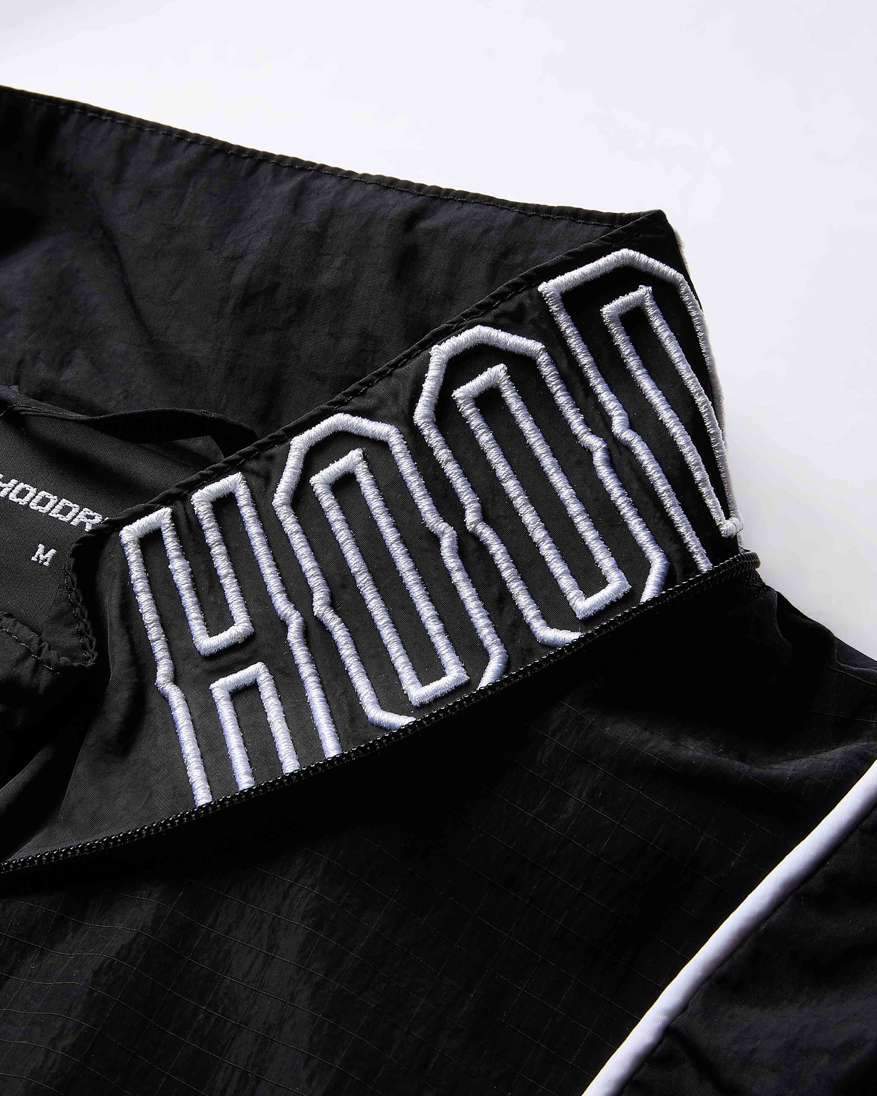 Chaser H Panel Windbreaker - Black