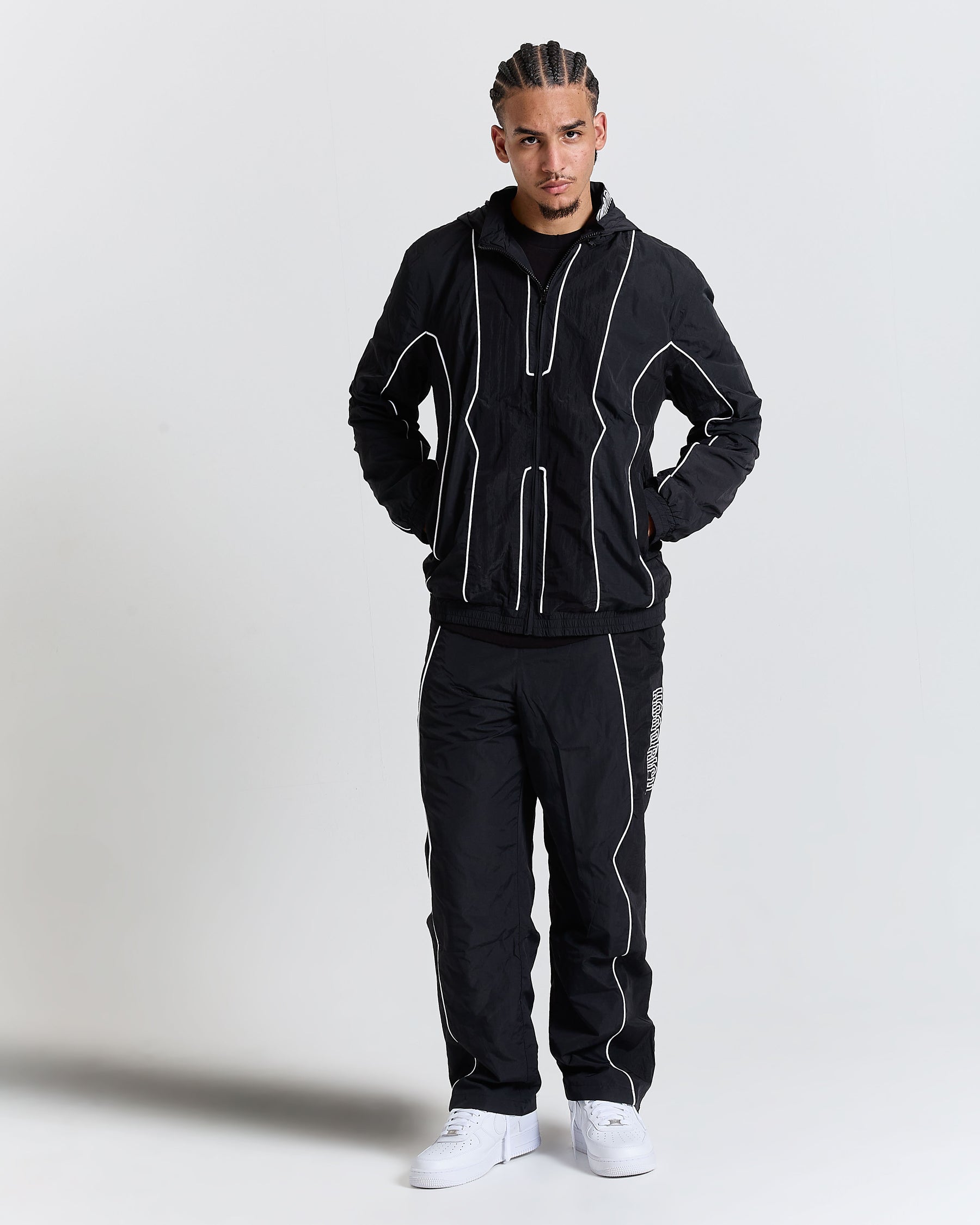 Chaser H Panel Windbreaker - Black
