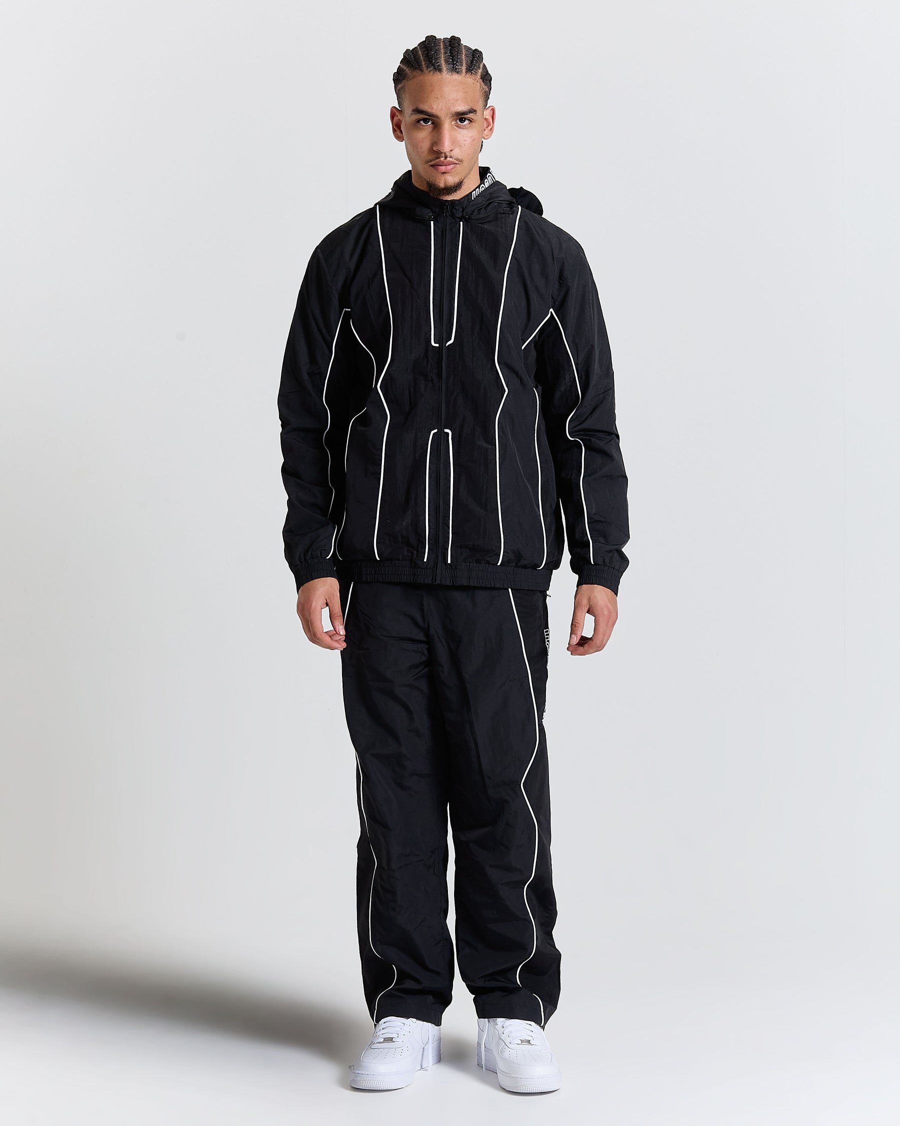 Chaser H Panel Windbreaker - Black