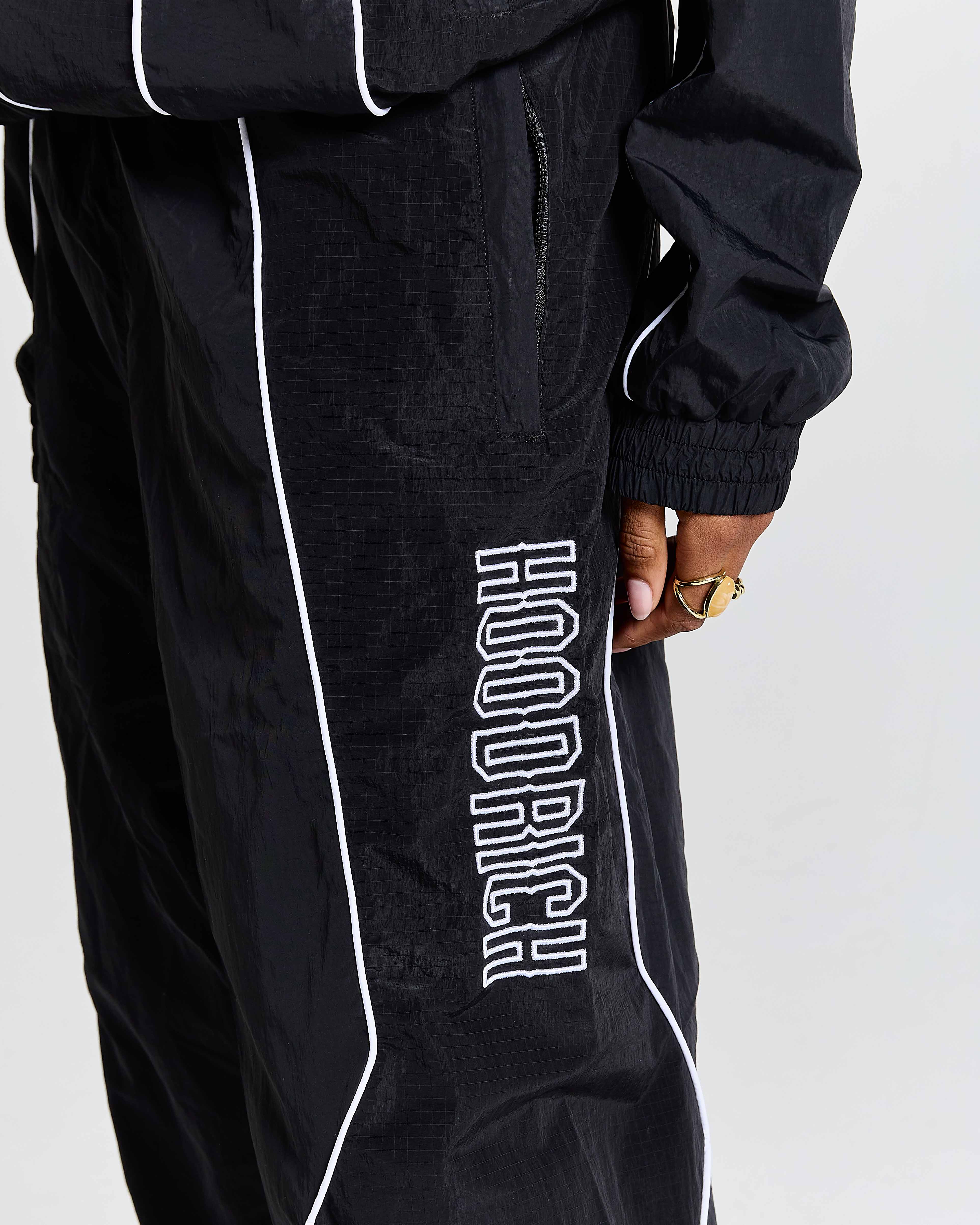 Women's Chaser H Full Tracksuit - Black