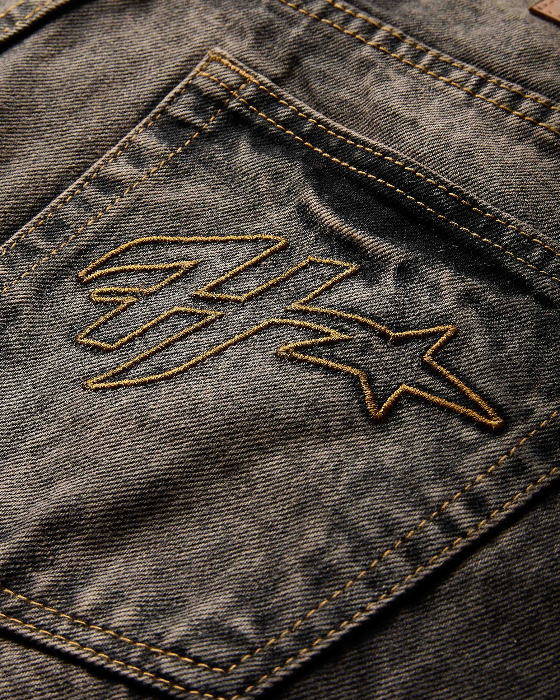 Shadow Rust Denim Carpenter Jorts - Black Wash