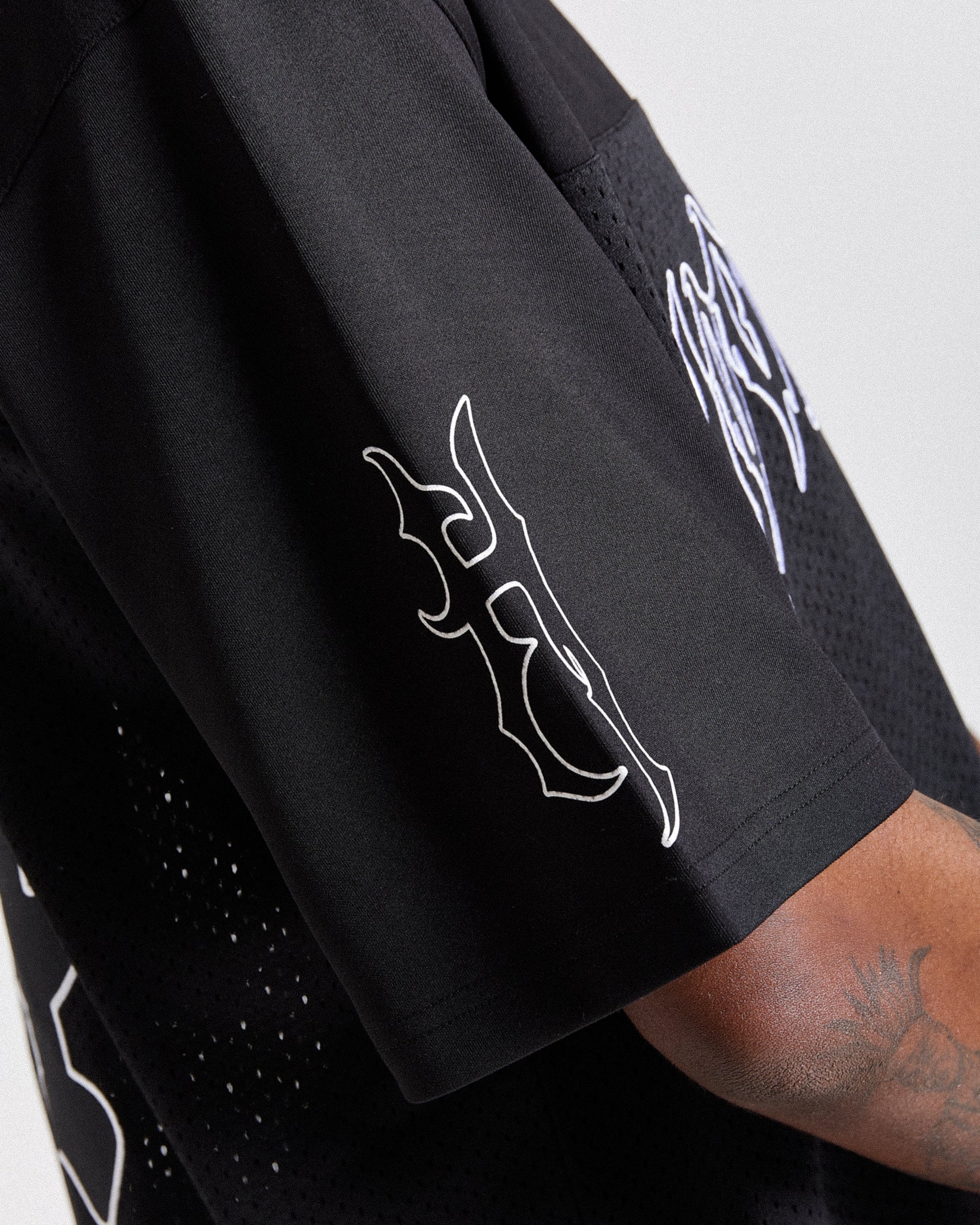 Spectral Oversized Mesh Jersey - Black/White