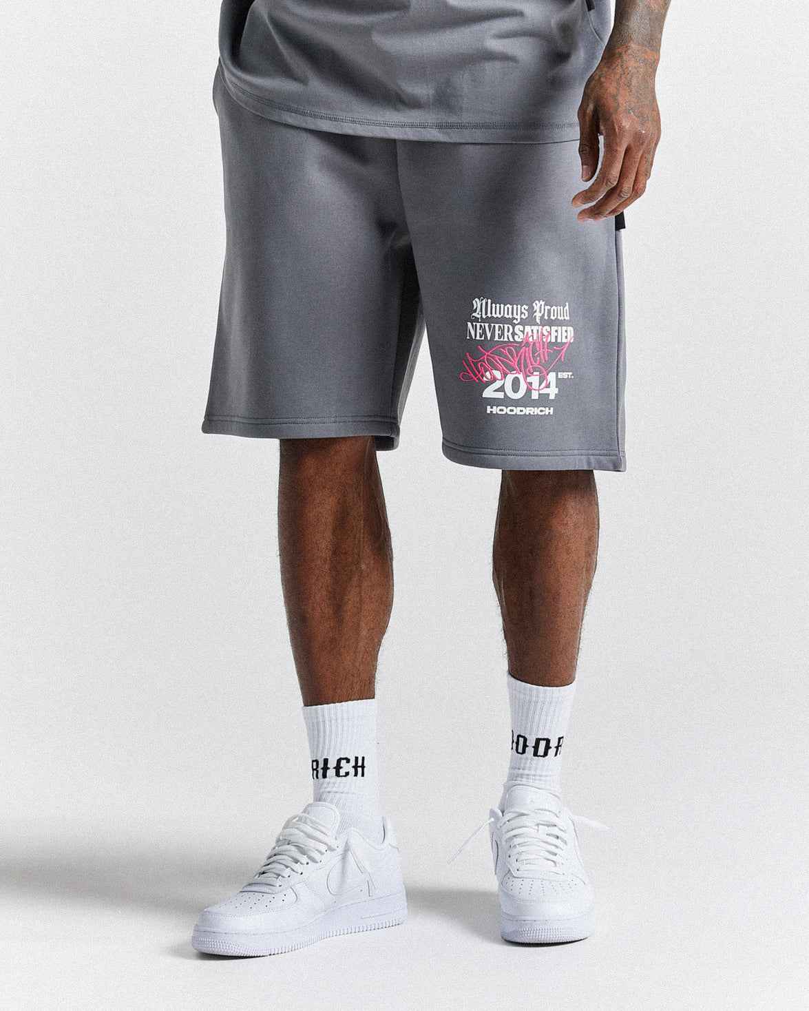 Stamp Tag Oversized Shorts - Grey/White/Pink